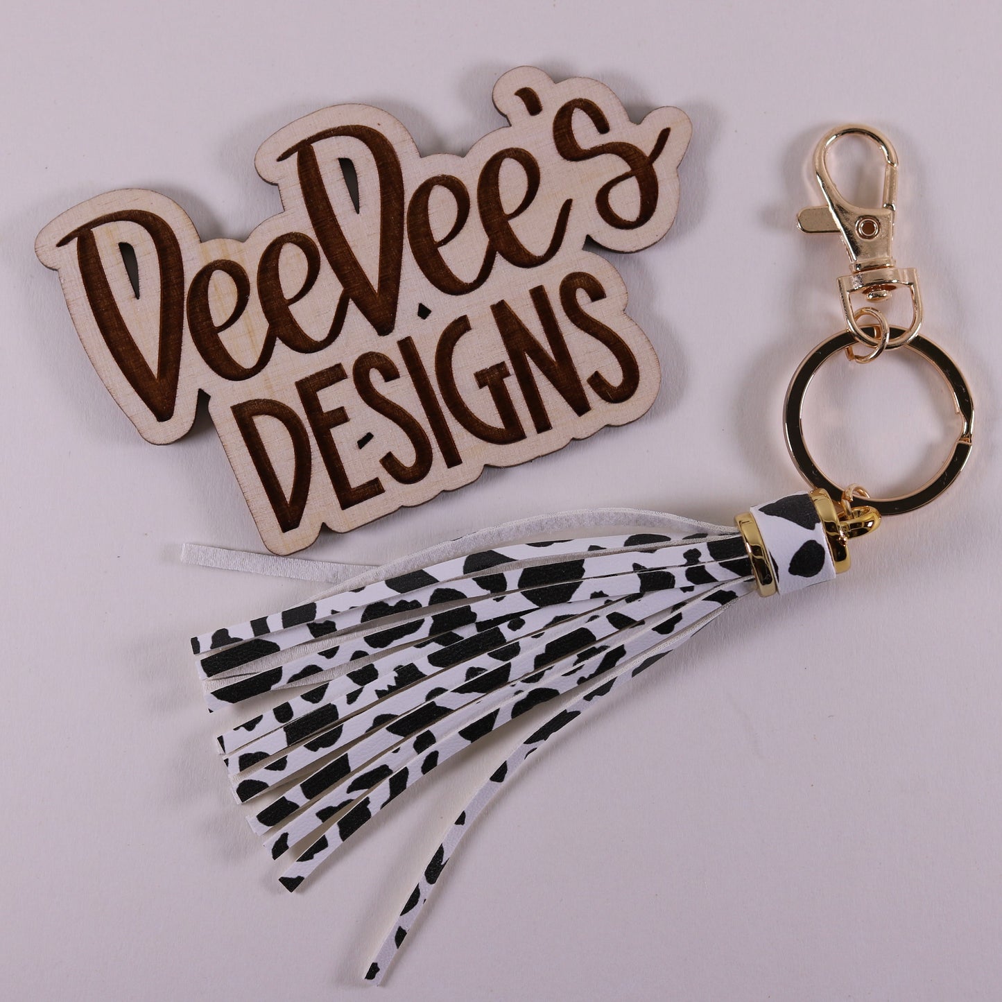 Tassel - Black cow (01)
