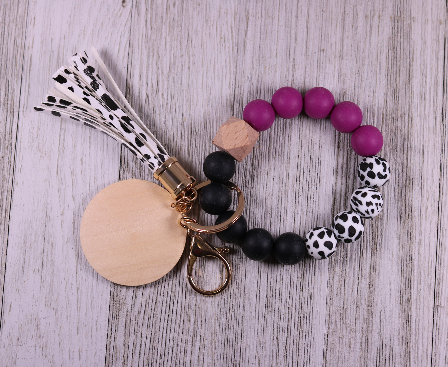 Black cow with grape wine and black (3)